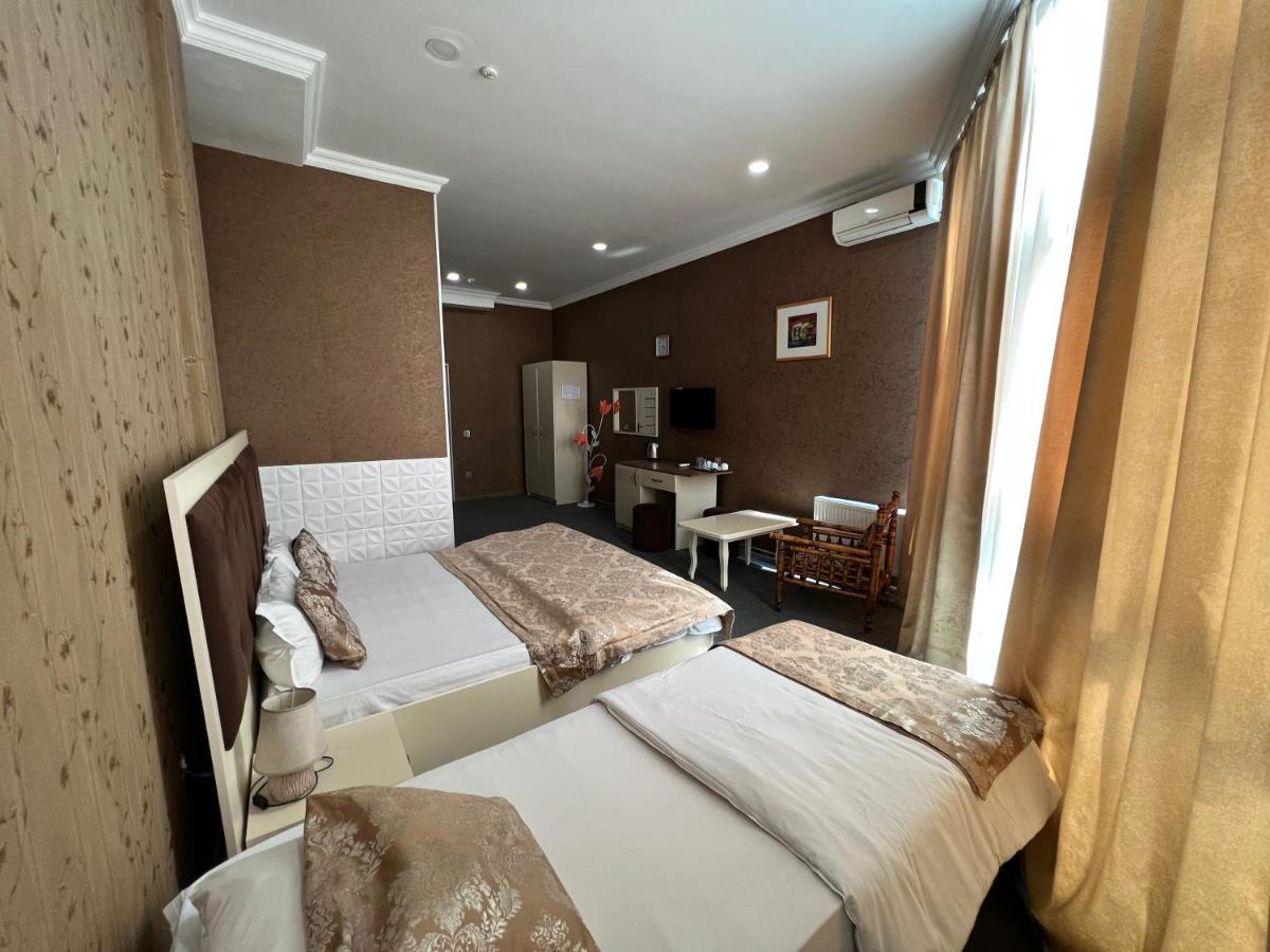 Center Khagani Hotel Баку Экстерьер фото